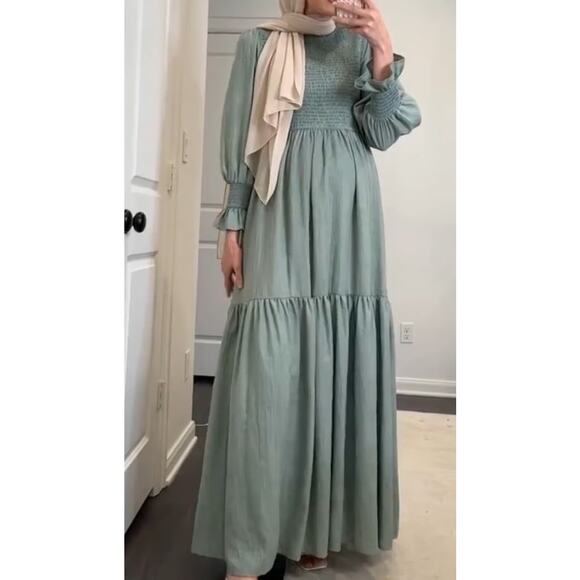 Ivy City Co. Leena Dress Sage Green Smocked Tiered Maxi Dress Size 4X Fairy Boho - Picture 2 of 8